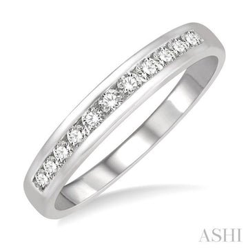 1/4 Ctw Channel Set 11 Stone Round Cut Diamond Wedding Band in 14K White Gold
